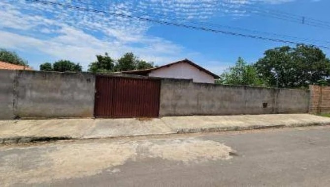 Imagem 8 - Avenida Oscar Caetano Gomes, 75, Centro, Urucuia, MG