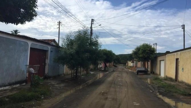 Imagem 10 - Emilio Marques, 200, Parque De Exposicao, Santa Maria Da Vitória, BA