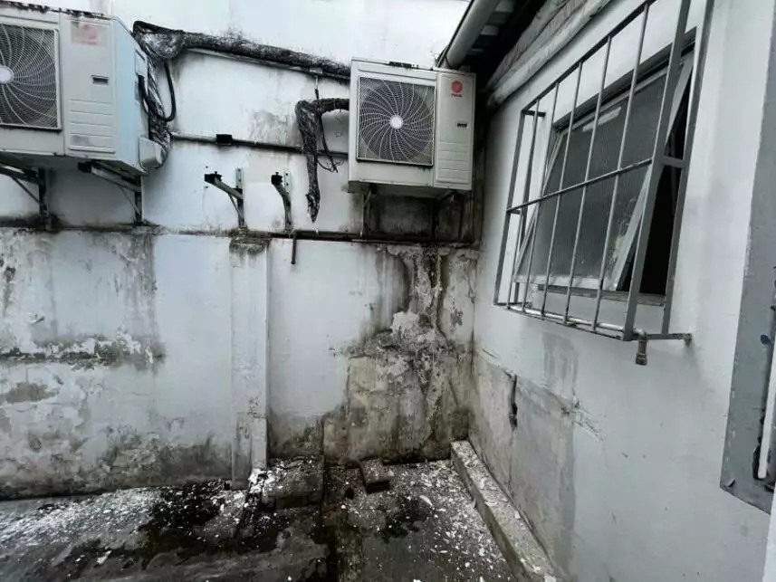 Imagem 2 - Praça da Bandeira, 140 - Prédio Comercial (Ex-Agência) - Centro - Potiraguá / BA