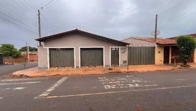 Imagem 6 - Rua Aurélia Salvatori Ienny, 1280, Santo Antônio, Aramina, SP