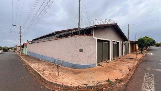 Imagem 7 - Rua Aurélia Salvatori Ienny, 1280, Santo Antônio, Aramina, SP