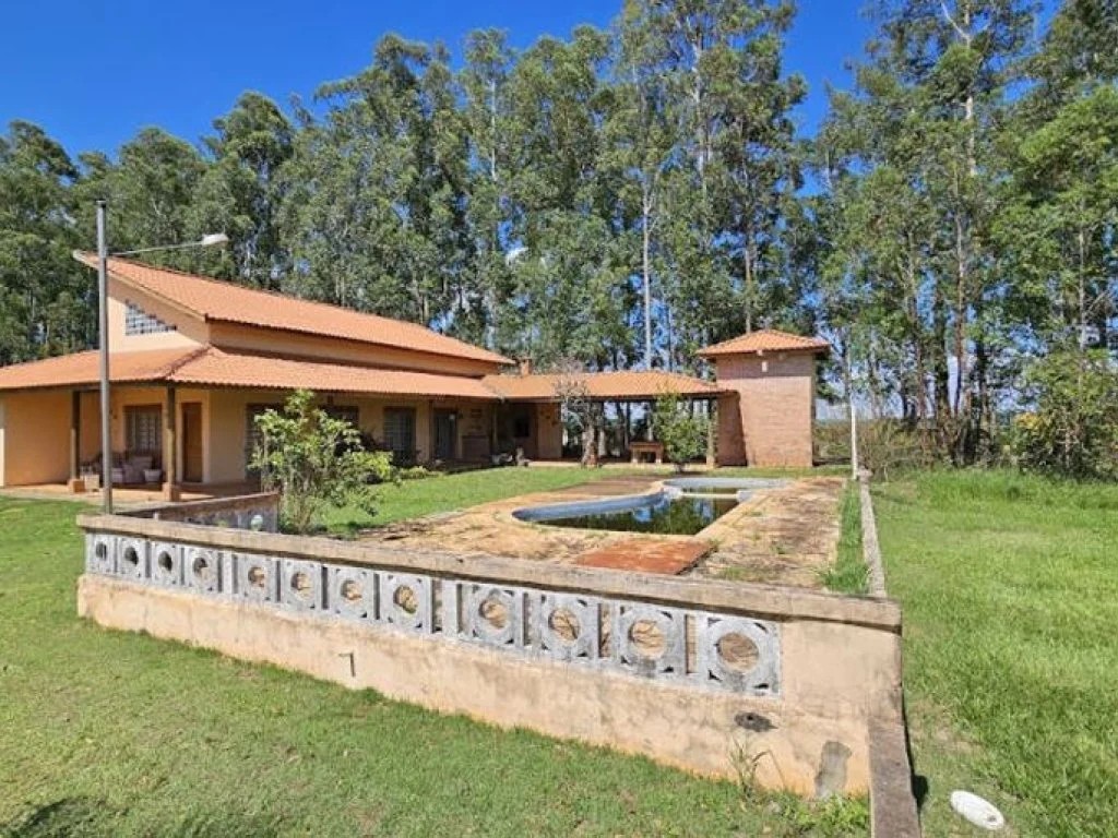 Imagem 3 - Rua Cento e Noventa e Nove, Lt 05 e 06 da Qd EM, Thermas de Santa Barbara, Águas de Santa Bárbara, SP