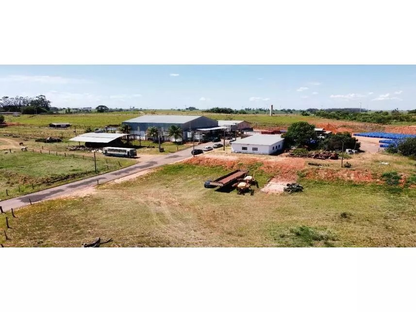 Imagem 25 - Rua Fernando Cachefo, s/n - Centro - Anhumas / SP