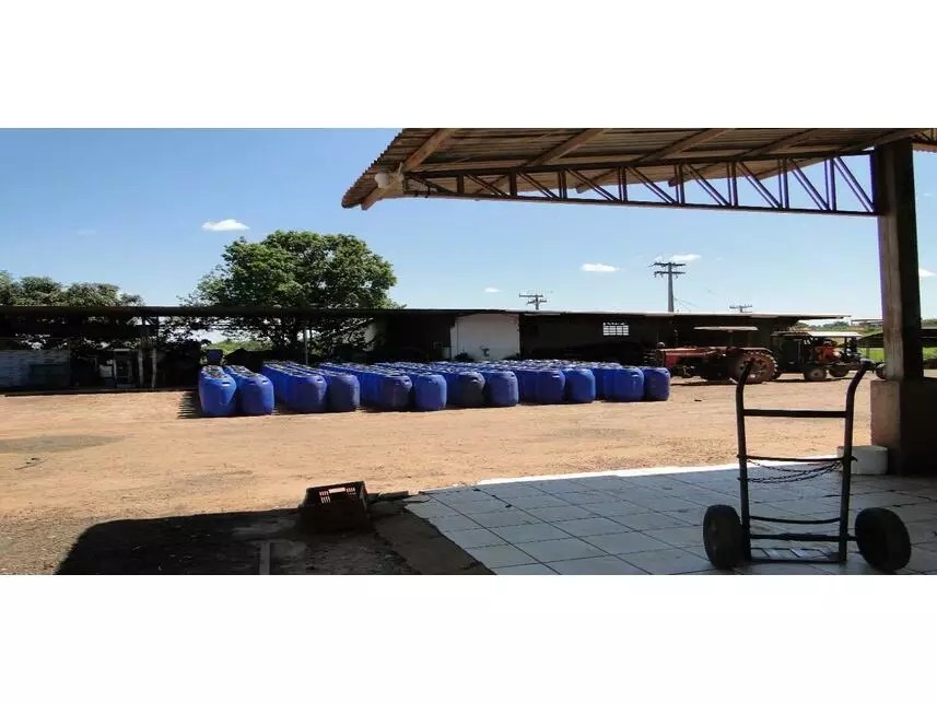 Imagem 37 - Rua Fernando Cachefo, s/n - Centro - Anhumas / SP