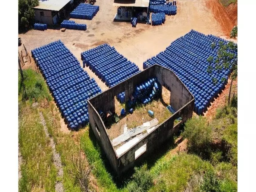 Imagem 42 - Rua Fernando Cachefo, s/n - Centro - Anhumas / SP