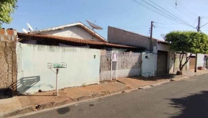 Imagem 3 - Rua Francisco Lourenco Dos Santos, 358, Centro, Castilho, SP