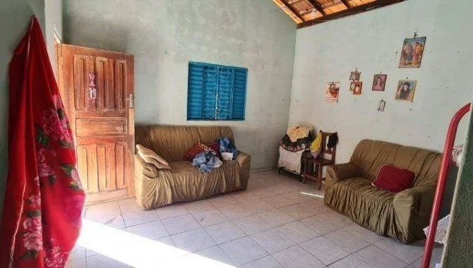 Imagem 13 - Rua Joana Gonçalves Lisboa, 60, Rutilante, Urucuia, MG