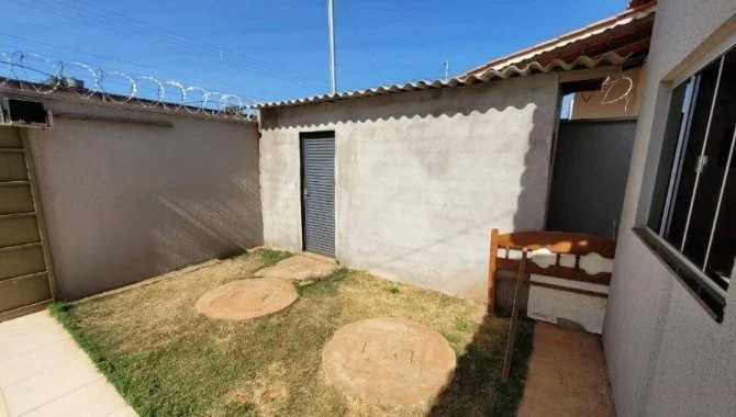Imagem 5 - Rua LP1, Casa 01, Residencial Luana Park, Goiânia, GO