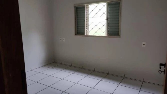 Imagem 14 - Rua Pirajuba, 1627, Ipê Amarelo, Frutal, MG