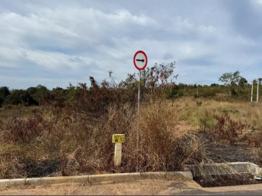 Imagem 3 - Rua Presidente Raniere Mazzilli, 01 - Quadra W, Lote 01 - Loteamento Lagoa Quente - Caldas Novas / GO