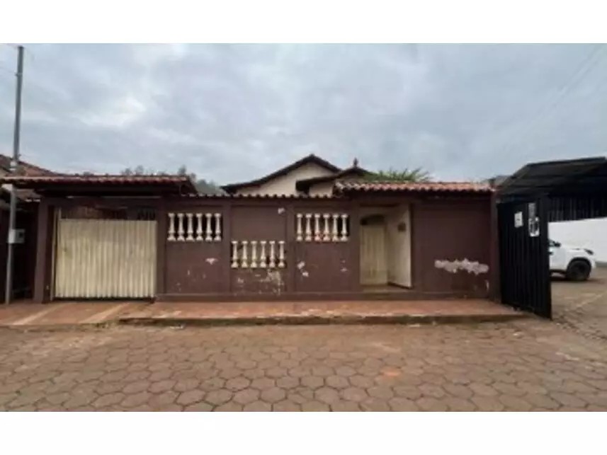 Imagem 2 - Rua Vicente Onilis, 60 - Sagrada Família - Barão de Cocais / MG