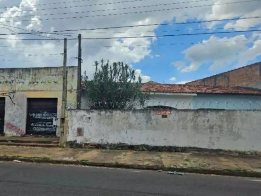 Imagem 2 - Rua Vinte e Oito, 158/170 - Lote 40 da Quadra 30 - Jardim Roberto Selmi Dei - Araraquara / SP
